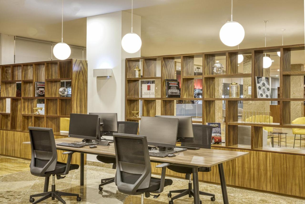 Fiesta Inn Guadalajara Periferico Poniente سابوبان المظهر الخارجي الصورة