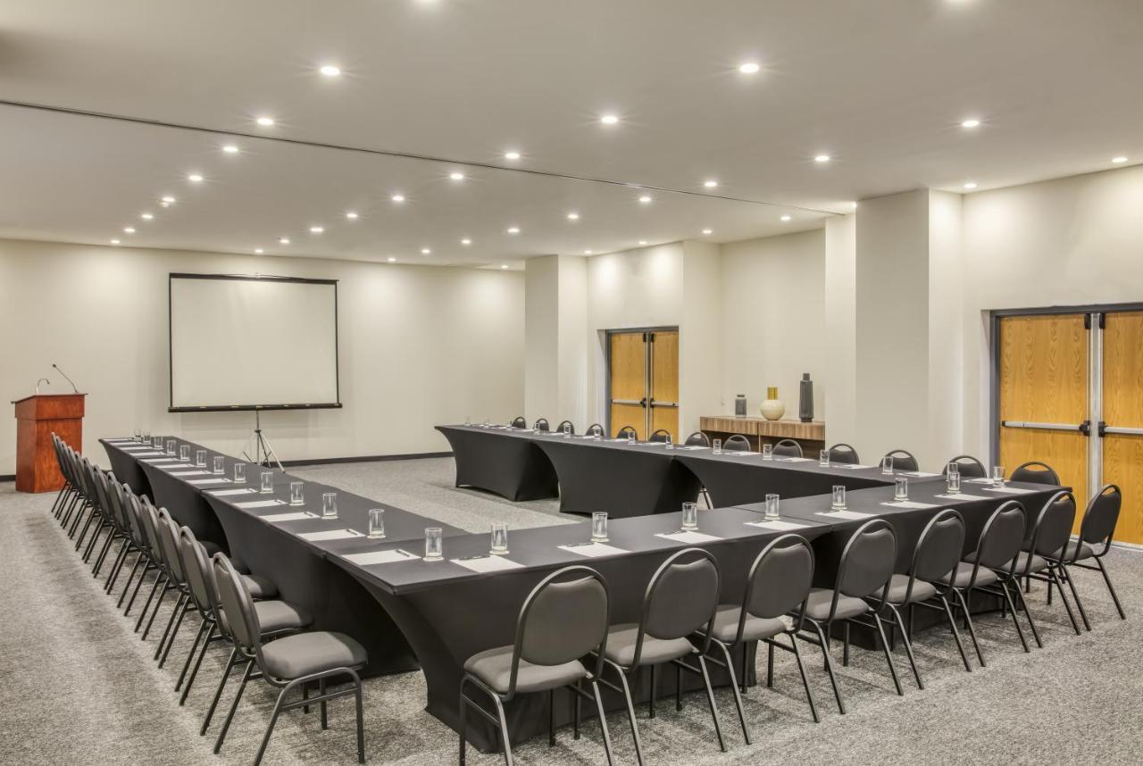 Fiesta Inn Guadalajara Periferico Poniente سابوبان المظهر الخارجي الصورة